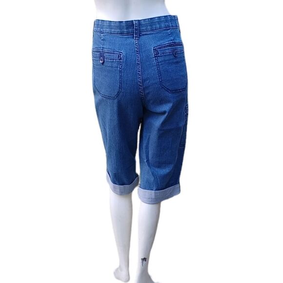 122213...  .Lee Crop Jeans Size 12M, W30" 14"Inseam 10"Inseam Cuffed - Picture 4 of 5